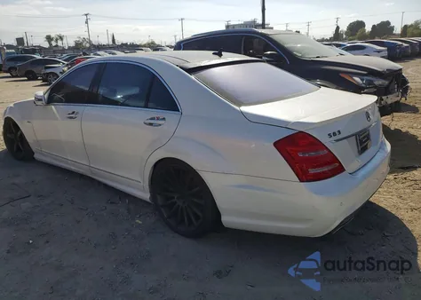 2013 Mercedes-Benz S 550 из США, поврежденный, VIN WDDNG7DB8DA498007